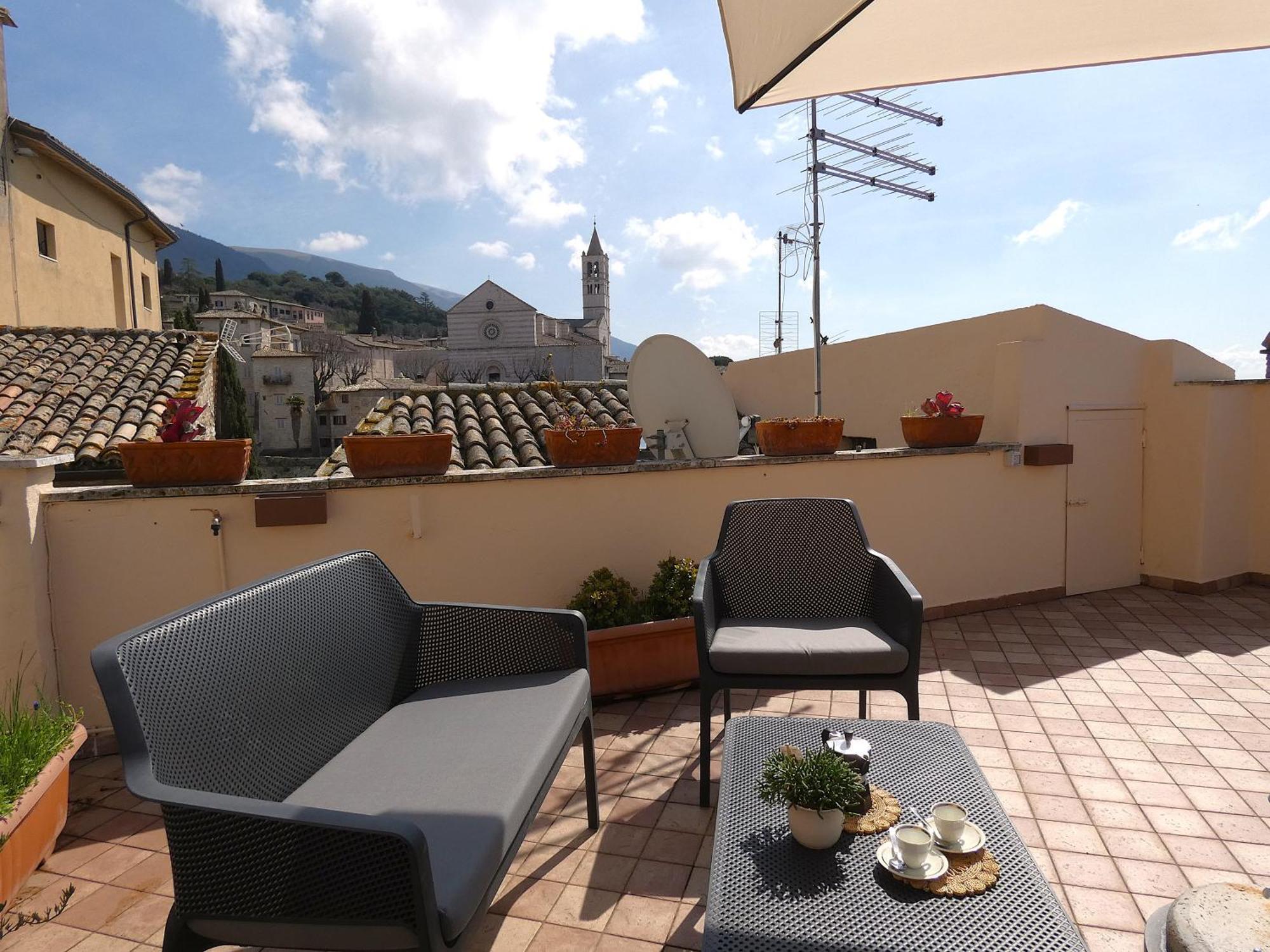 Scappo In Umbria, La Casa Di Eude Apartment Assisi Luaran gambar